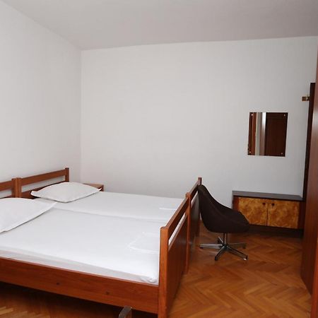 Dinka Guesthouse Makarska Exterior photo