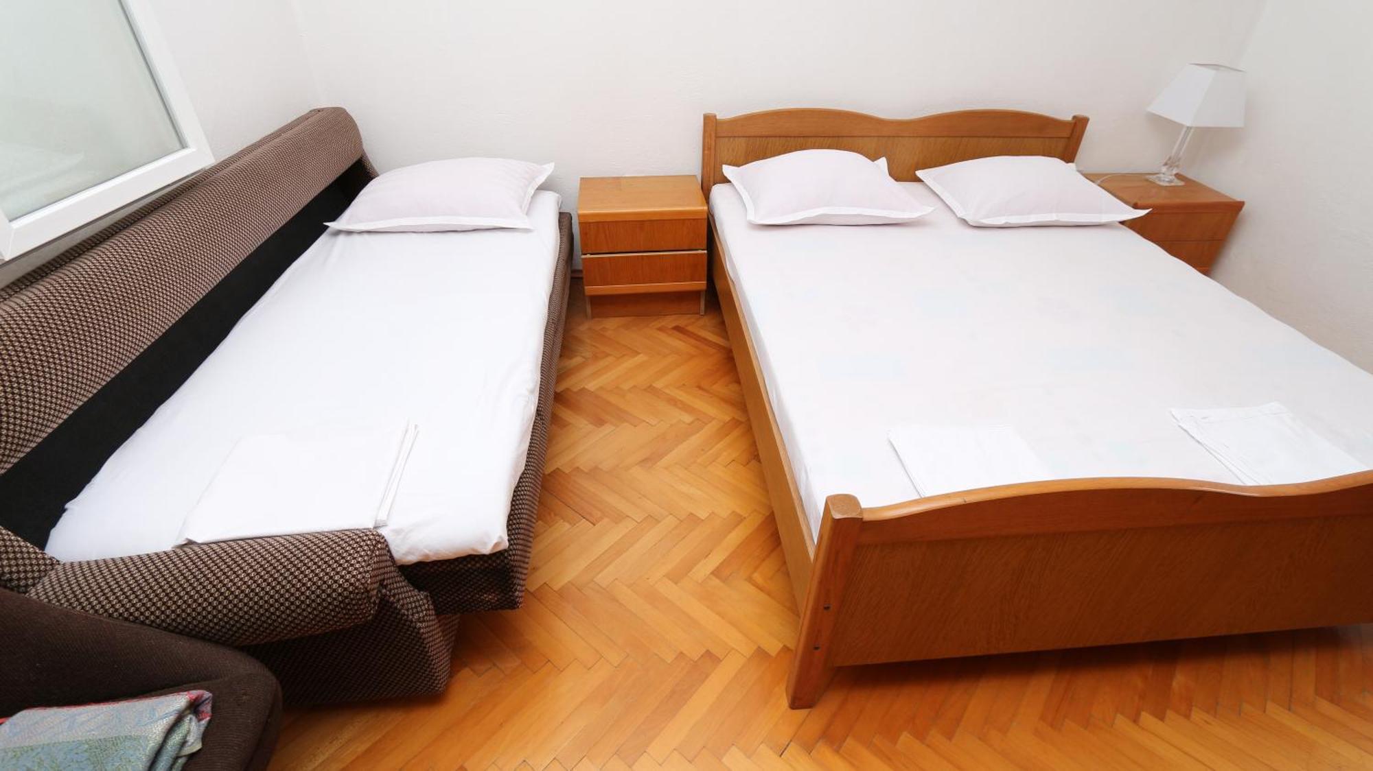 Dinka Guesthouse Makarska Exterior photo