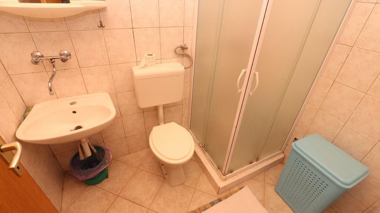 Dinka Guesthouse Makarska Exterior photo
