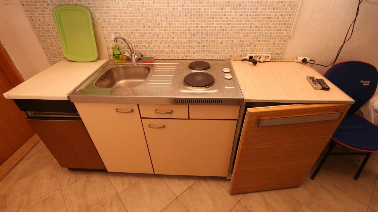 Dinka Guesthouse Makarska Exterior photo