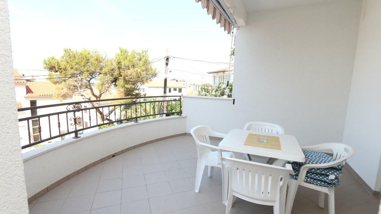 Dinka Guesthouse Makarska Exterior photo