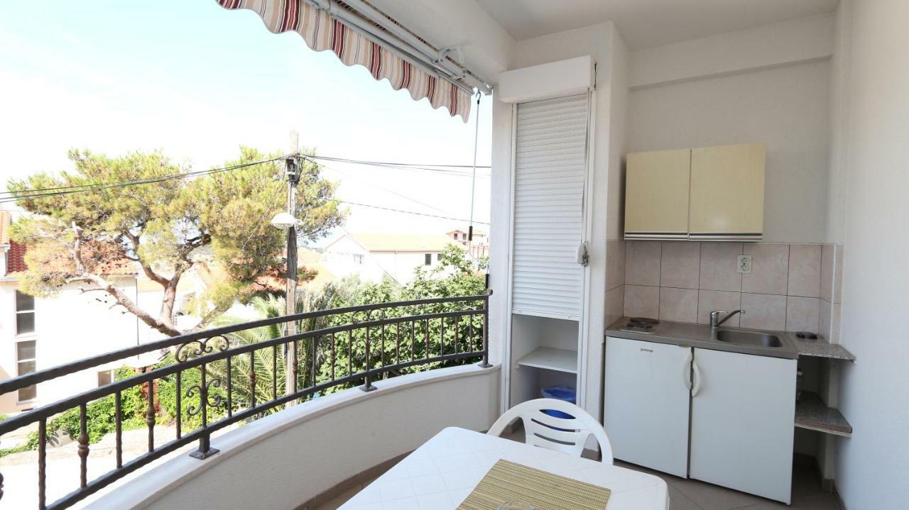 Dinka Guesthouse Makarska Exterior photo
