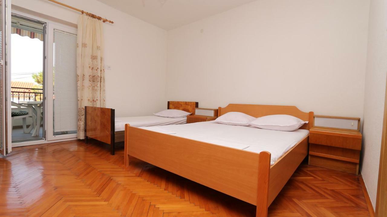 Dinka Guesthouse Makarska Exterior photo