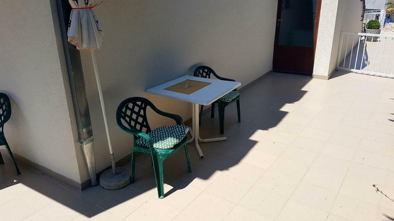Dinka Guesthouse Makarska Exterior photo
