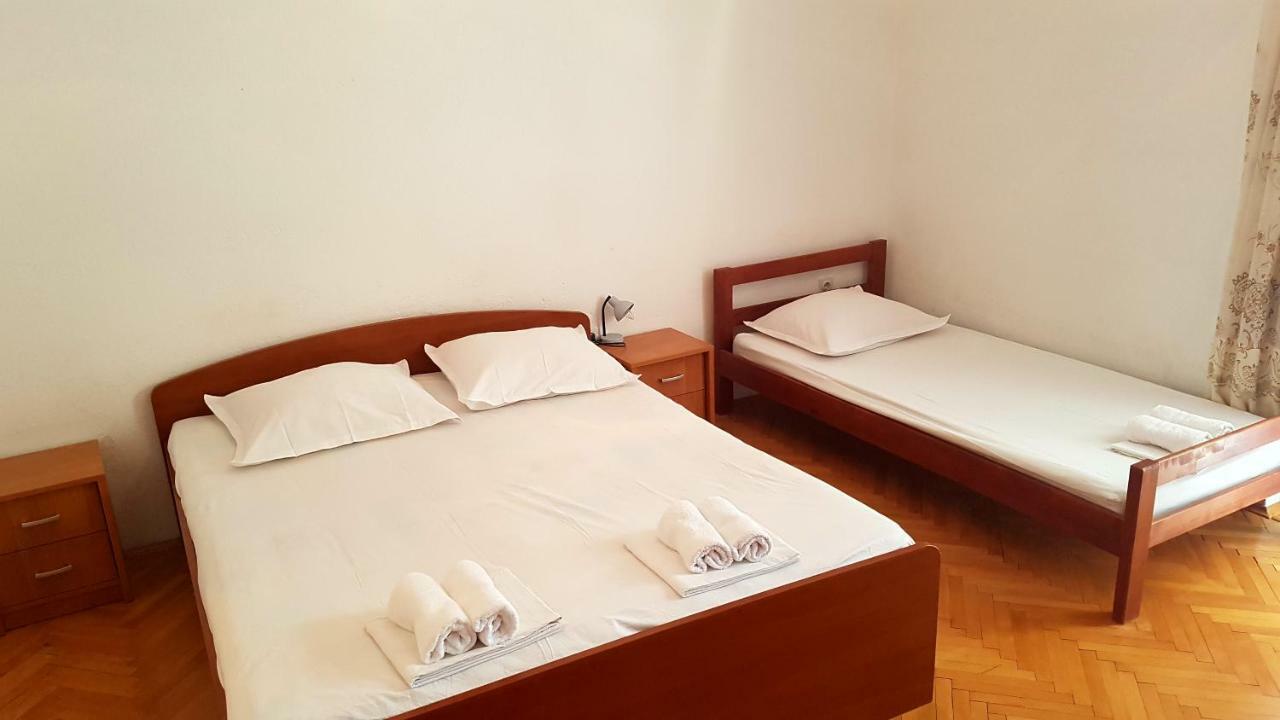 Dinka Guesthouse Makarska Exterior photo
